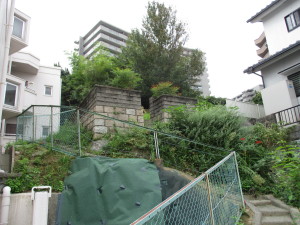 広島市　お庭管理　お墓周辺　除草