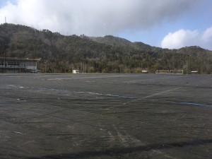 吉田サッカー公園　維持管理　ユニサス　雪対策