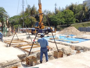 保育所　幼稚園　遊具　園庭　ブランコ　子ども　遊び　JOHOKUこどもアカデミー　広島城北学園　幼児　教育　保育