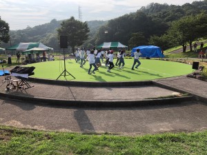 広島県安芸郡海田町　海田総合公園　ひまわりまつり　ひまわり　お庭　造園　維持管理　草花　夏　遊具　広場　スポーツ　休日　織田幹夫 　人工芝