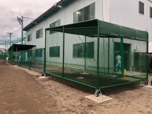 広島商業高等学校　ブルペンゲージ　塁　ゲージ　設置　雨除け 日除け　練習　甲子園　スポーツ施設　設計　施工　野球　高校　グラウンド　資材　土　黒土　整備