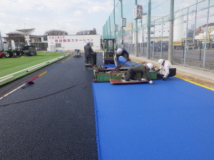 広島工業大学高等学校　スポーツ施設　スポーツ　サッカー　陸上競技場　グラウンド　改修　人工芝　舗装　グラウンド資材　黒土　混合土　広島市　スポーツ施設　施工　設計　テニス　野球　コート　ライン　ネット　